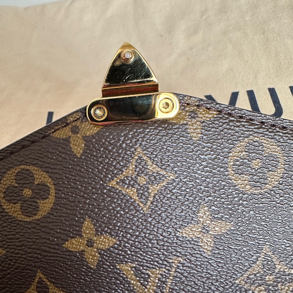 Louis Vuitton Pochette Metis - Picture 5 of 8